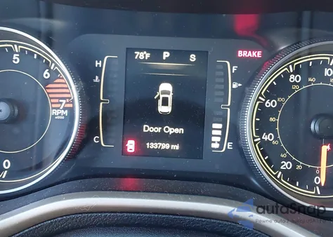 2016 Jeep Cherokee 75Th Anniversary from USA, damaged, VIN 1C4PJLCB9GW350423